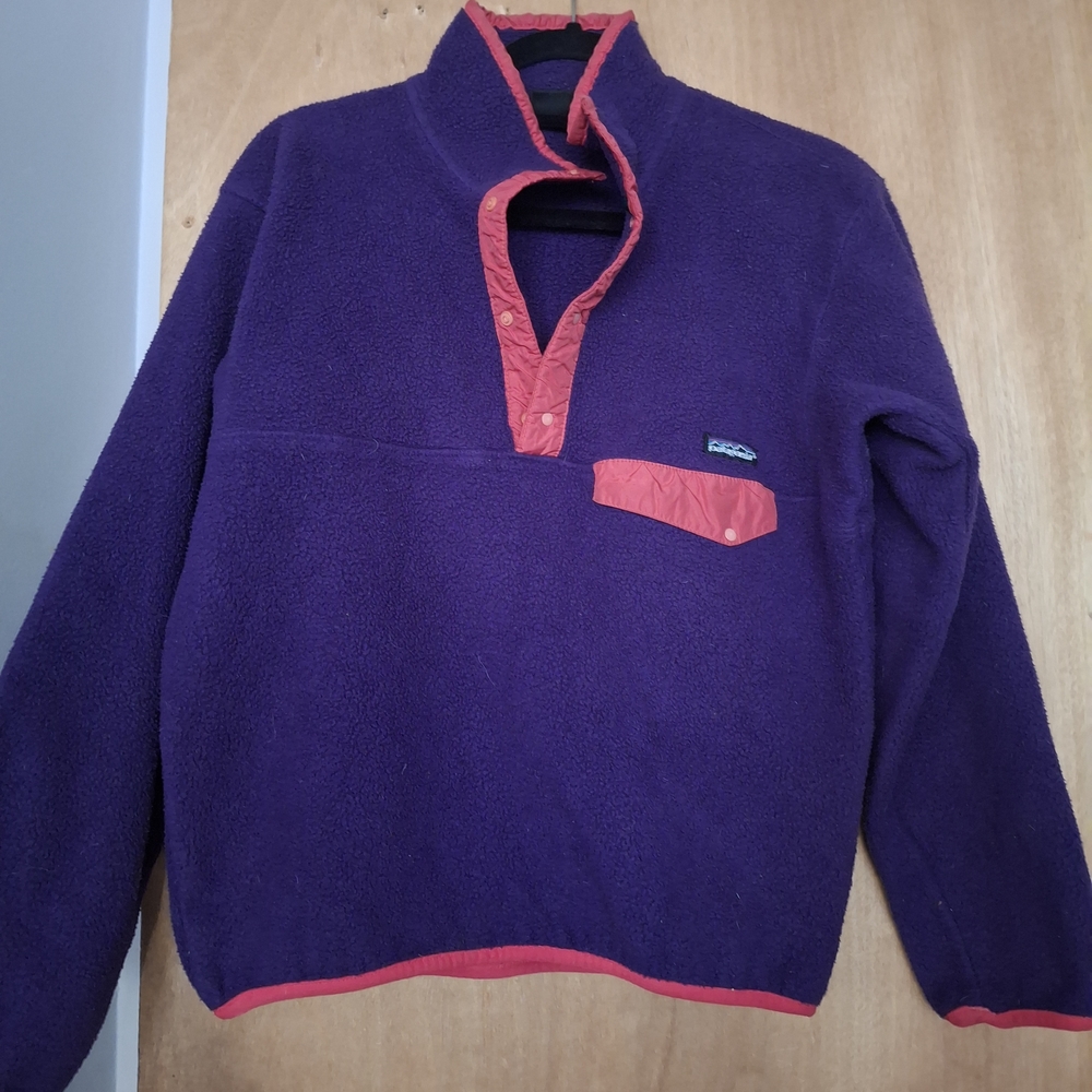 Patagonia Women's Purple Zip Up with Red Accents